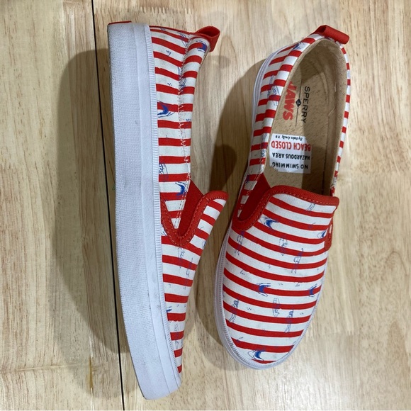 Sperry Women’s Jaws Limited Edition Striped Red White Slip-On Sneakers Size 8 - Picture 2 of 6